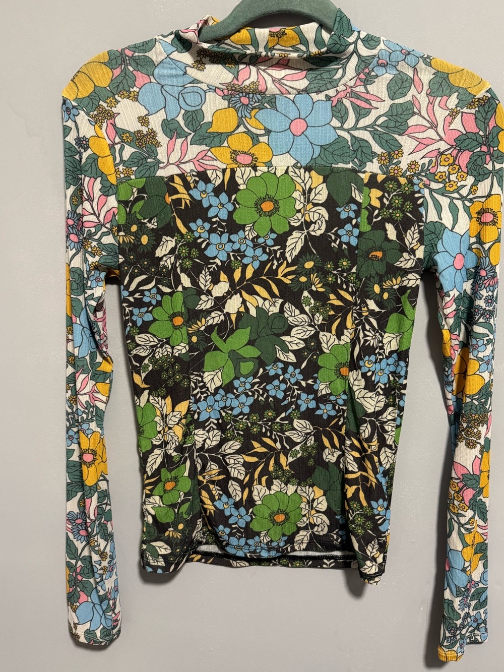 Topshop- Black Mesh Floral Long Sleeve Top with Funnel Neck. Size 6